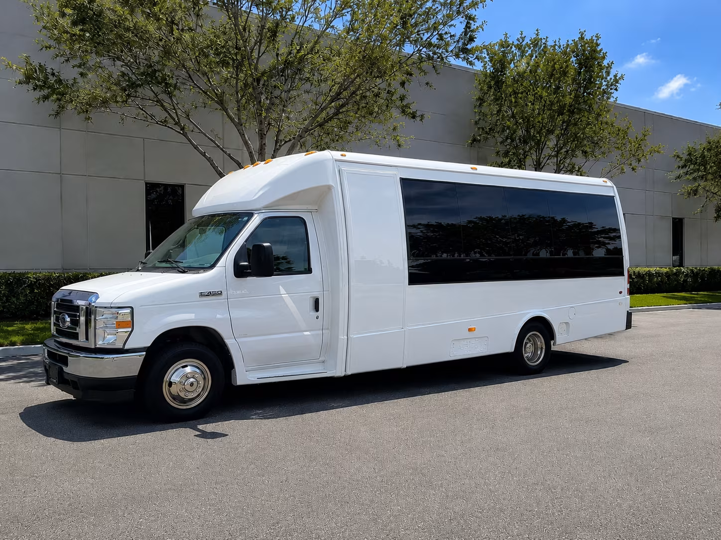 allen concert bus rentals for groups and fans