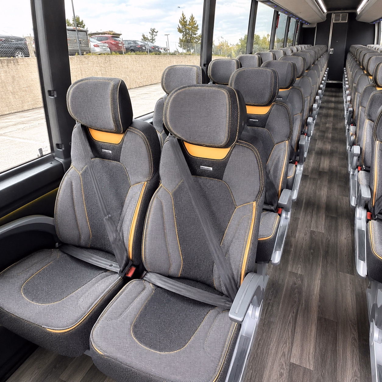compare long distance buses to dfw airport and dallas love field
